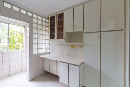 Apartamento para alugar com 71m², 2 quartos e 1 vaga Apartamento para alugar com 71m², 2 quartos e 1 vagaCozinha e Área de Serviço