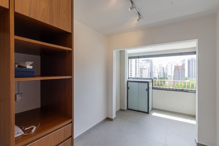 Sala de kitnet/studio para alugar com 1 quarto, 25m² em Vila Olímpia, São Paulo