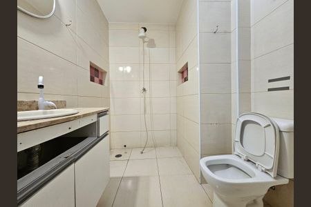 Casa para alugar com 113m², 2 quartos e 1 vagaBanheiro