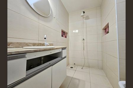 Casa para alugar com 113m², 2 quartos e 1 vagaBanheiro