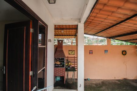 Casa para alugar com 92m², 3 quartos e 1 vaga Casa para alugar com 92m², 3 quartos e 1 vagaVaranda