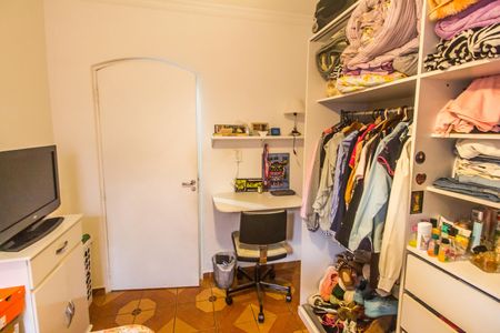 Casa para alugar com 200m², 3 quartos e 3 vagas Casa para alugar com 200m², 3 quartos e 3 vagasQuarto 2