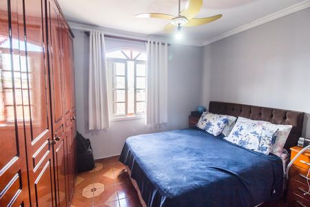 Casa para alugar com 200m², 3 quartos e 3 vagas Casa para alugar com 200m², 3 quartos e 3 vagasSuíte