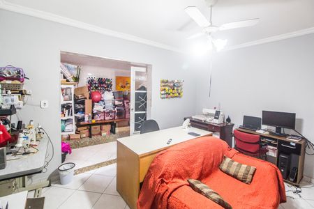 Casa para alugar com 200m², 3 quartos e 3 vagas Casa para alugar com 200m², 3 quartos e 3 vagasSala