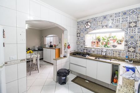 Casa para alugar com 200m², 3 quartos e 3 vagas Casa para alugar com 200m², 3 quartos e 3 vagasCozinha