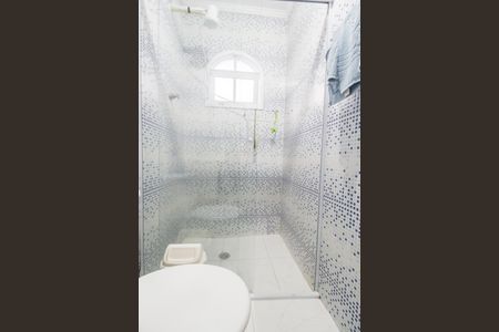 Casa para alugar com 200m², 3 quartos e 3 vagas Casa para alugar com 200m², 3 quartos e 3 vagasBanheiro da Suíte