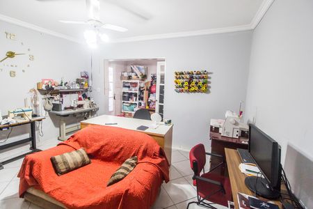 Casa para alugar com 200m², 3 quartos e 3 vagas Casa para alugar com 200m², 3 quartos e 3 vagasSala