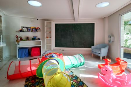 Apartamento para alugar com 93m², 2 quartos e 2 vagas Apartamento para alugar com 93m², 2 quartos e 2 vagasBrinquedoteca