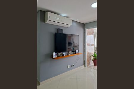 Apartamento para alugar com 93m², 2 quartos e 2 vagas Apartamento para alugar com 93m², 2 quartos e 2 vagasSala