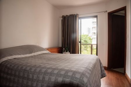 Apartamento à venda com 98m², 3 quartos e 2 vagasSuíte