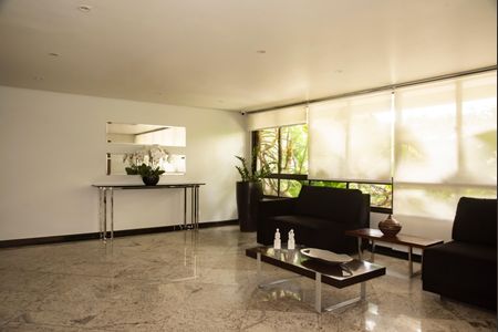 Apartamento à venda com 98m², 3 quartos e 2 vagasHall social