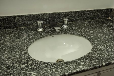 Apartamento à venda com 98m², 3 quartos e 2 vagasBanheiro