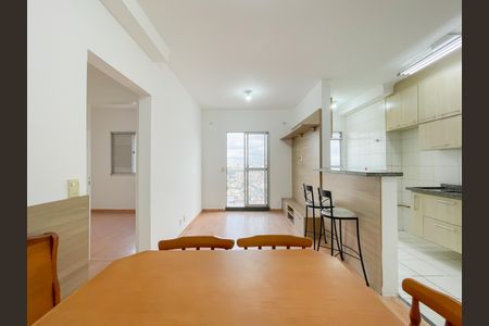Sala de apartamento para alugar com 2 quartos, 48m² em Bussocaba, Osasco