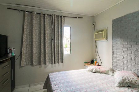 Quarto 1 de casa à venda com 7 quartos, 60m² em Olaria, Canoas