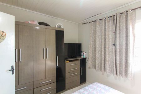 Quarto 1 de casa à venda com 7 quartos, 60m² em Olaria, Canoas