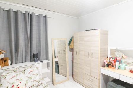 Quarto 2 de casa à venda com 7 quartos, 60m² em Olaria, Canoas
