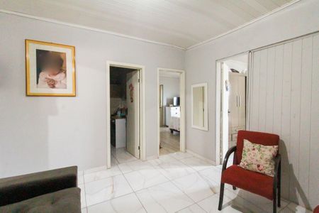 Sala de casa à venda com 7 quartos, 60m² em Olaria, Canoas