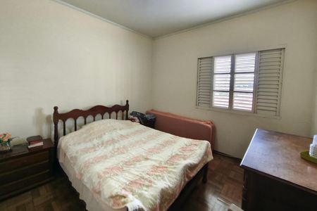 Casa à venda com 251m², 3 quartos e 3 vagas Casa à venda com 251m², 3 quartos e 3 vagasQuarto 3