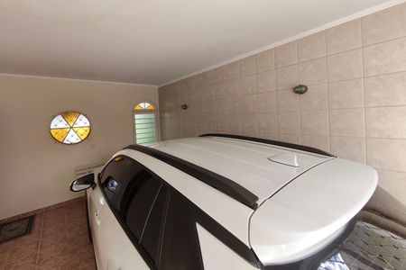 Casa à venda com 251m², 3 quartos e 3 vagas Casa à venda com 251m², 3 quartos e 3 vagasQuintal - Garagem