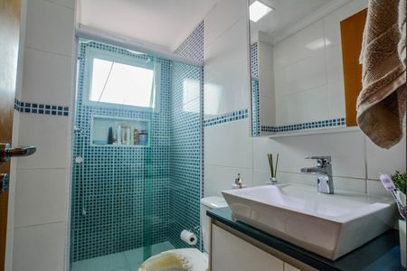Apartamento à venda com 52m², 2 quartos e 1 vaga Apartamento à venda com 52m², 2 quartos e 1 vagaBanheiro