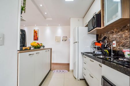 Apartamento à venda com 52m², 2 quartos e 1 vaga Apartamento à venda com 52m², 2 quartos e 1 vagaCozinha e Área de Serviço