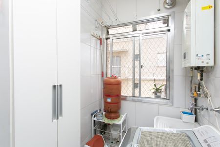 Apartamento à venda com 65m², 3 quartos e 1 vagaÁrea de Serviço 