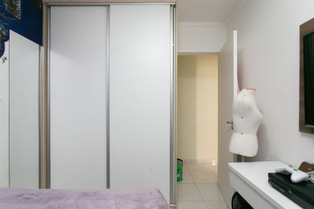Apartamento à venda com 65m², 3 quartos e 1 vagaQuarto 2