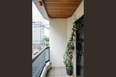 Apartamento para alugar com 70m², 2 quartos e 1 vagaVaranda