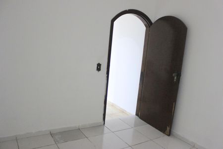 Casa à venda com 300m², 4 quartos e 5 vagasQuarto 2