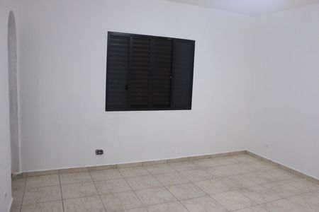 Casa à venda com 300m², 4 quartos e 5 vagasSuíte 2