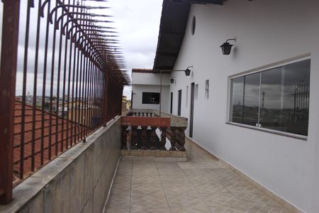 Casa à venda com 300m², 4 quartos e 5 vagasTerraço 