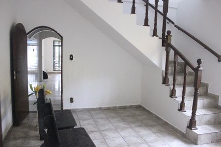 Sala  de casa à venda com 4 quartos, 300m² em Vila Sao Rafael, Guarulhos