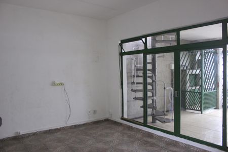 Casa à venda com 300m², 4 quartos e 5 vagasHall de entrada 