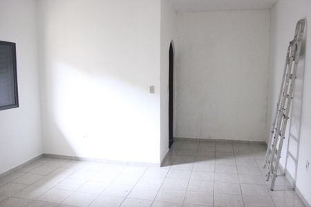 Casa à venda com 300m², 4 quartos e 5 vagasSuíte 1