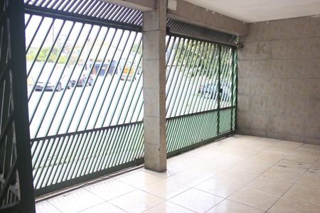 Casa à venda com 300m², 4 quartos e 5 vagasGaragem 