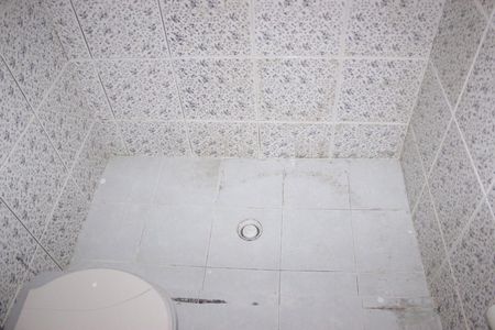 Casa à venda com 300m², 4 quartos e 5 vagasBanheiro da Suíte 1