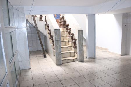 Casa à venda com 300m², 4 quartos e 5 vagasLavanderia 