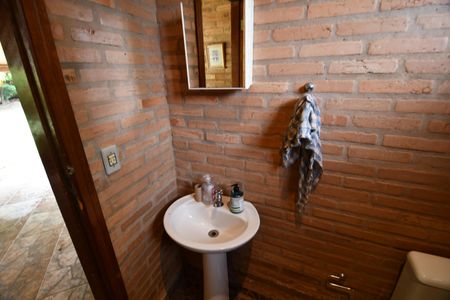 Casa à venda com 1400m², 1 quarto e sem vagaLavabo