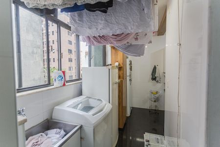 Apartamento para alugar com 198m², 4 quartos e 4 vagas Apartamento para alugar com 198m², 4 quartos e 4 vagasÁrea de Serviço