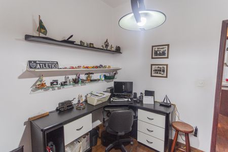 Apartamento para alugar com 198m², 4 quartos e 4 vagas Apartamento para alugar com 198m², 4 quartos e 4 vagasQuarto 2