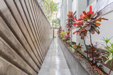 Apartamento para alugar com 198m², 4 quartos e 4 vagas Apartamento para alugar com 198m², 4 quartos e 4 vagasHall de entrada