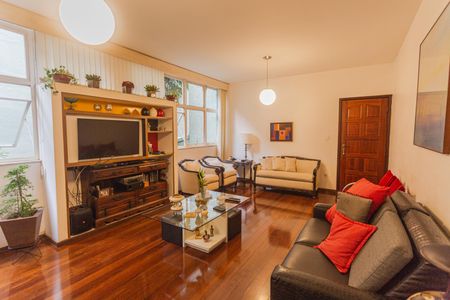 Sala de apartamento para alugar com 4 quartos, 198m² em Funcionários, Belo Horizonte