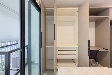 Studio para alugar com 29m², 1 quarto e sem vaga Studio para alugar com 29m², 1 quarto e sem vagaStudio - Armários