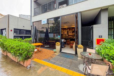 Studio para alugar com 29m², 1 quarto e sem vaga Studio para alugar com 29m², 1 quarto e sem vagaMercado - Padaria