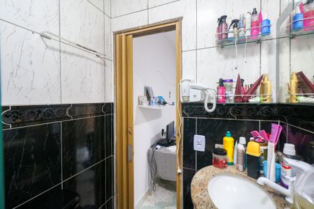 Casa à venda com 75m², 2 quartos e 1 vagaBanheiro da Suíte