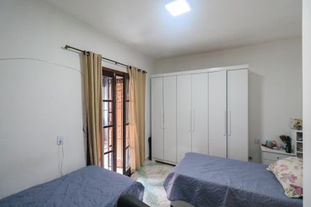 Casa à venda com 75m², 2 quartos e 1 vagaSuíte