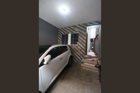 Casa à venda com 75m², 2 quartos e 1 vagaGaragem