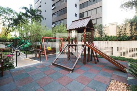 Apartamento à venda com 111m², 3 quartos e 2 vagasÁrea comum - Playground