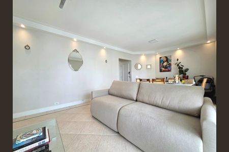 Sala de apartamento à venda com 3 quartos, 111m² em Vila Olímpia, São Paulo