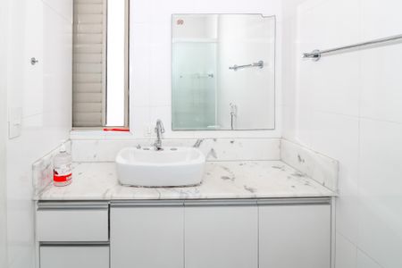 Apartamento para alugar com 64m², 2 quartos e 2 vagasBanheiro da Suíte